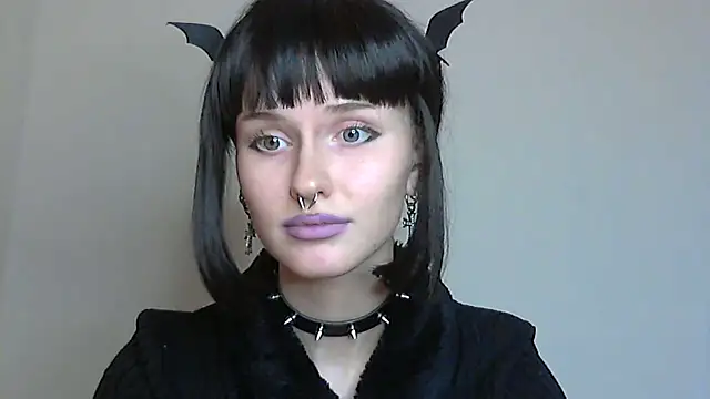 Paradoxy  online show from October 2025 06:30:02 PM