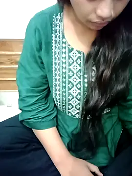 Snapshot of Minakshi_677 chatting on October 2025 03:26:02 AM Minakshi 677 online show from October 2025 03:26:02 AM