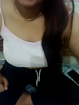 Snapshot of Minakshi_677 chatting on November 2025 05:21:01 AM Minakshi 677 online show from November 2025 05:21:01 AM