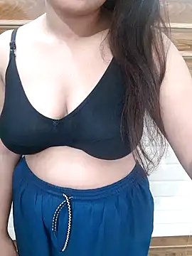 Snapshot of Minakshi_677 chatting on November 2025 05:23:02 AM Minakshi 677 online show from November 2025 05:23:02 AM