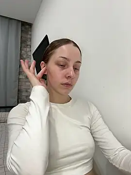 Im Regina online show from December 2025 03:39:01 PM