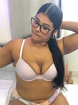 AnaBrowmn online show from May 2026 06:25:02 PM
