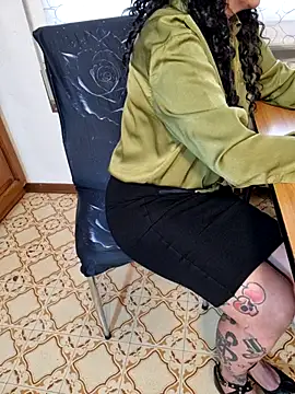 Snapshot of candymaxxx chatting on March 2026 05:23:02 PM candymaxxx online show from March 2026 05:23:02 PM