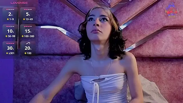 Snapshot of samantaa_liov chatting on April 2026 07:43:01 PM samantaa liov online show from April 2026 07:43:01 PM