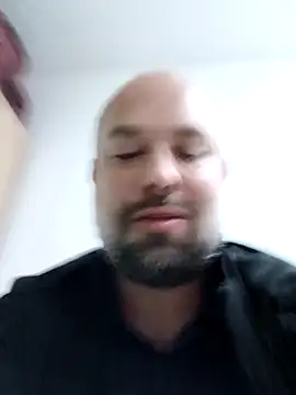 Snapshot of CristalDad chatting on September 2025 06:12:02 PM CristalDad online show from September 2025 06:12:02 PM