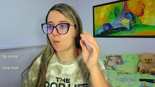 katiaa lovv online show from April 2026 12:13:01 PM