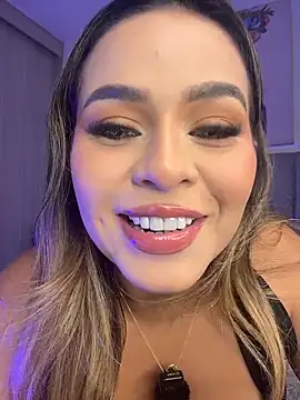 Snapshot of itsdanividarte chatting on March 2026 04:39:01 AM itsdanividarte online show from March 2026 04:39:01 AM