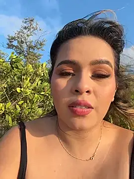 Snapshot of itsdanividarte chatting on March 2026 10:21:02 PM itsdanividarte online show from March 2026 10:21:02 PM