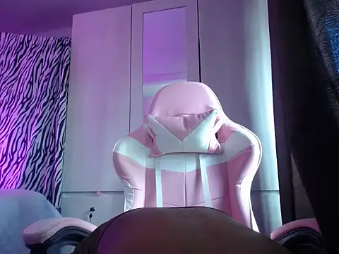 Snapshot of Nahomyyy chatting on March 2026 07:40:02 PM Nahomyyy online show from March 2026 07:40:02 PM