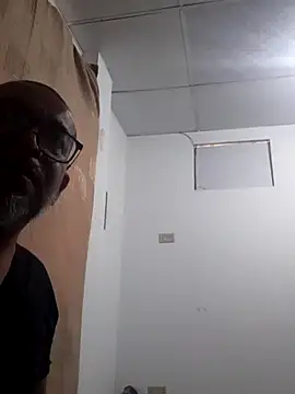 ANTHONYHOTT69 online show from November 2025 09:02:02 PM