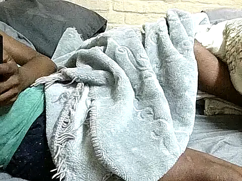 Mshayiwesinqe online show from October 2025 01:44:01 PM