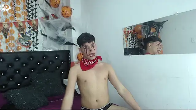 Aaron Foxxx online show from October 2025 10:55:02 PM