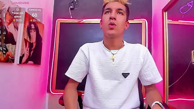 Stiben boy online show from October 2025 07:58:02 PM