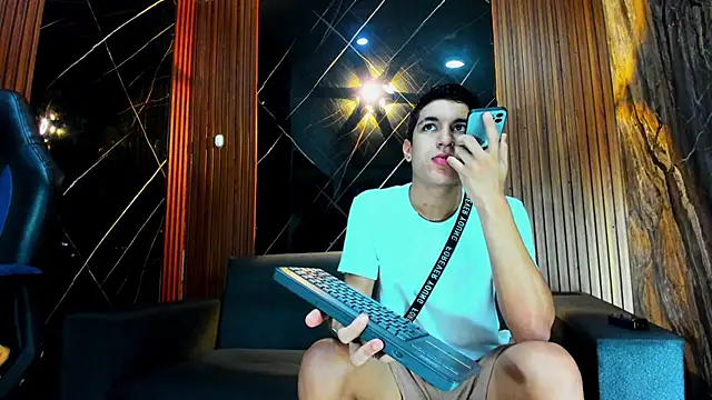 Stiben boy online show from October 2025 02:58:02 AM