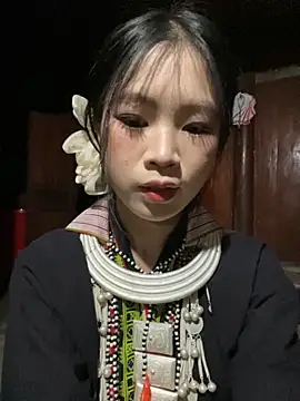 -mayhan11 online show from November 2025 12:07:01 PM