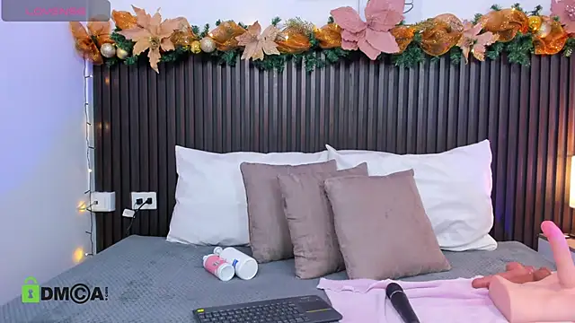 Snapshot of alahia_mellers chatting on December 2025 04:06:02 AM alahia mellers online show from December 2025 04:06:02 AM