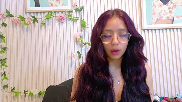 Abrilmirren online show from March 2026 11:11:02 AM