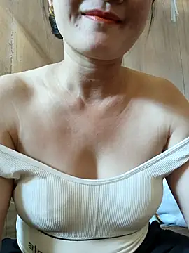 Snapshot of Paul-paul11 chatting on October 2025 05:00:02 AM Paul-paul11 online show from October 2025 05:00:02 AM