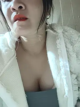 Snapshot of Paul-paul11 chatting on November 2025 02:06:02 PM Paul-paul11 online show from November 2025 02:06:02 PM