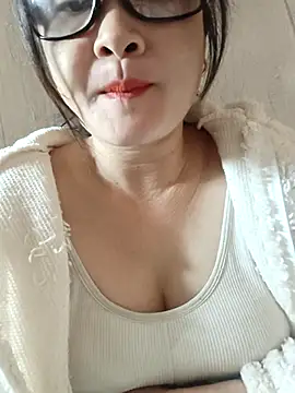 Snapshot of Paul-paul11 chatting on December 2025 12:15:02 AM Paul-paul11 online show from December 2025 12:15:02 AM