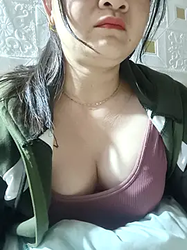 Snapshot of Paul-paul11 chatting on February 2026 11:34:02 PM Paul-paul11 online show from February 2026 11:34:02 PM