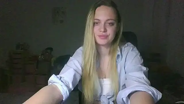 Cynoraye online show from February 2026 09:53:02 PM