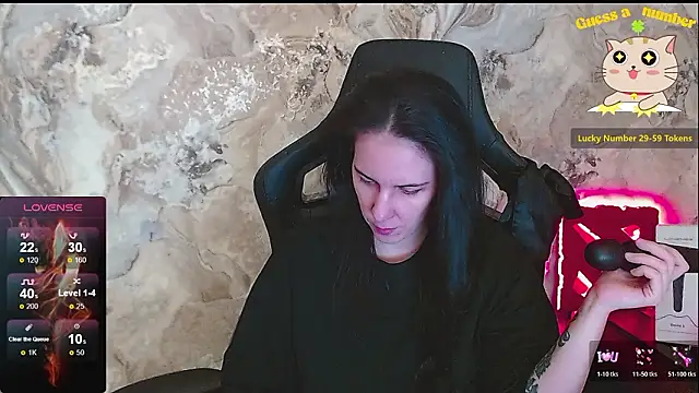 Irwi Tomboy online show from March 2026 01:04:02 PM