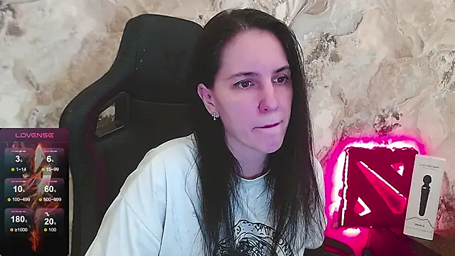 Snapshot of Irwi_Tomboy chatting on May 2026 01:05:01 PM Irwi Tomboy online show from May 2026 01:05:01 PM