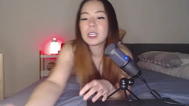 blueburrypie online show from October 2025 02:18:01 PM