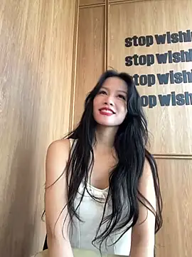 Snapshot of sharony_x chatting on April 2026 06:40:02 AM sharony x online show from April 2026 06:40:02 AM