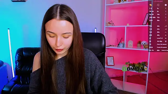 leslie bird online show from November 2025 09:50:02 AM