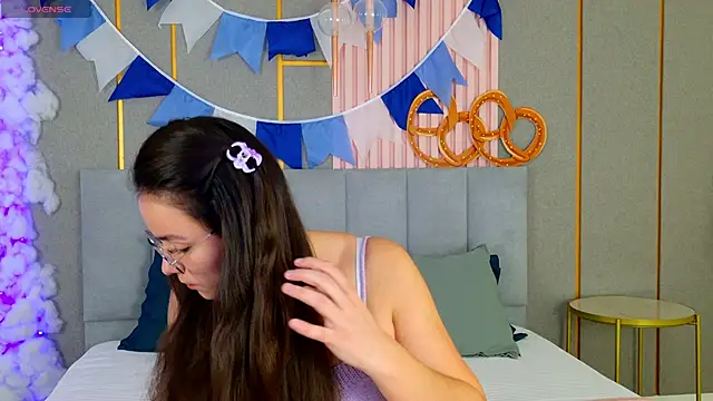 GabiBatista online show from October 2025 05:03:02 AM