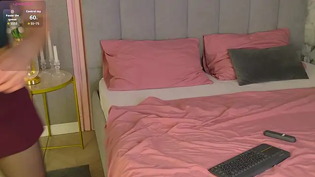 Snapshot of GabiBatista chatting on April 2026 05:12:02 AM GabiBatista online show from April 2026 05:12:02 AM