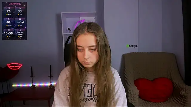 Snapshot of rebecca_smile chatting on November 2025 01:50:01 PM rebecca smile online show from November 2025 01:50:01 PM