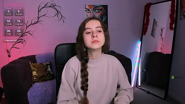 Snapshot of rebecca_smile chatting on November 2025 01:33:02 PM rebecca smile online show from November 2025 01:33:02 PM