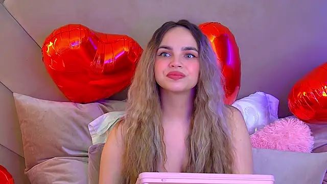 AnitaVenture online show from October 2025 04:44:02 AM