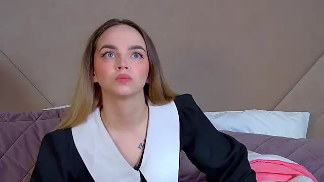 AnitaVenture online show from April 2026 04:21:02 AM