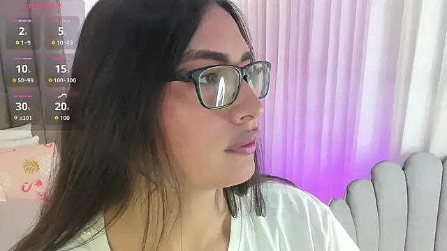 Snapshot of cherrylady_02 chatting on March 2026 01:38:02 PM cherrylady 02 online show from March 2026 01:38:02 PM