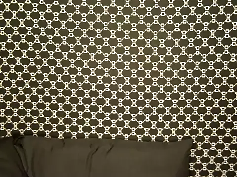 Snapshot of Camillasexy chatting on November 2025 10:15:02 AM Camillasexy online show from November 2025 10:15:02 AM