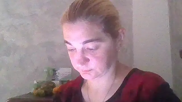 Snapshot of GoldenAngelMilf chatting on October 2025 07:53:02 AM GoldenAngelMilf online show from October 2025 07:53:02 AM