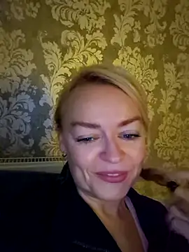 demidelightfulxx online show from October 2025 07:31:02 AM