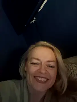 demidelightfulxx online show from October 2025 08:31:02 PM