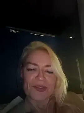 demidelightfulxx online show from October 2025 08:13:02 PM