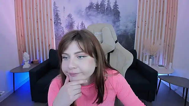 FameyBlum online show from October 2025 08:48:02 AM