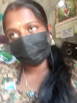 Snapshot of Tamil_Hot_Sandy chatting on October 2025 06:08:02 AM Tamil Hot Sandy online show from October 2025 06:08:02 AM