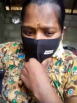 Snapshot of Tamil_Hot_Sandy chatting on November 2025 04:33:02 AM Tamil Hot Sandy online show from November 2025 04:33:02 AM