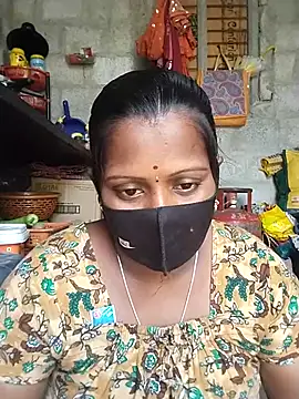 Snapshot of Tamil_Hot_Sandy chatting on February 2026 06:09:01 AM Tamil Hot Sandy online show from February 2026 06:09:01 AM