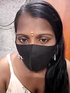 Snapshot of Tamil_Hot_Sandy chatting on February 2026 05:11:02 PM Tamil Hot Sandy online show from February 2026 05:11:02 PM