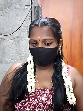 Snapshot of Tamil_Hot_Sandy chatting on March 2026 04:25:01 PM Tamil Hot Sandy online show from March 2026 04:25:01 PM