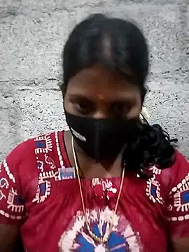 Snapshot of Tamil_Hot_Sandy chatting on June 2026 03:58:01 PM Tamil Hot Sandy online show from June 2026 03:58:01 PM